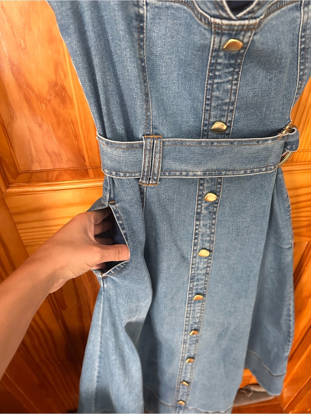 NWOT house of Harlow Denim Button-Front A-Line Dress with Belt - Blue - Picture 6 of 11